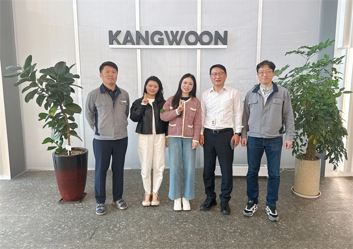 한국 전시회에 참석한 소중한 고객 여러분